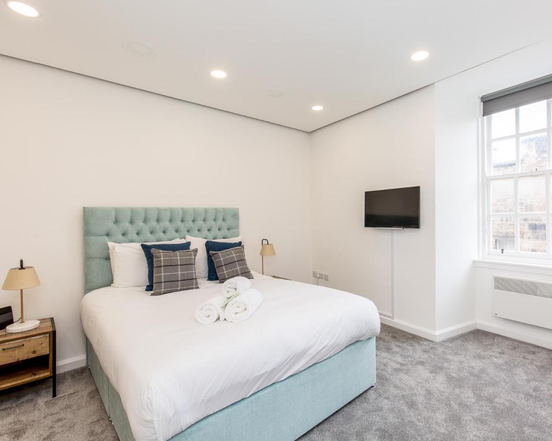 Modern Studio Next To Edinburgh Castle Apartment Exterior photo